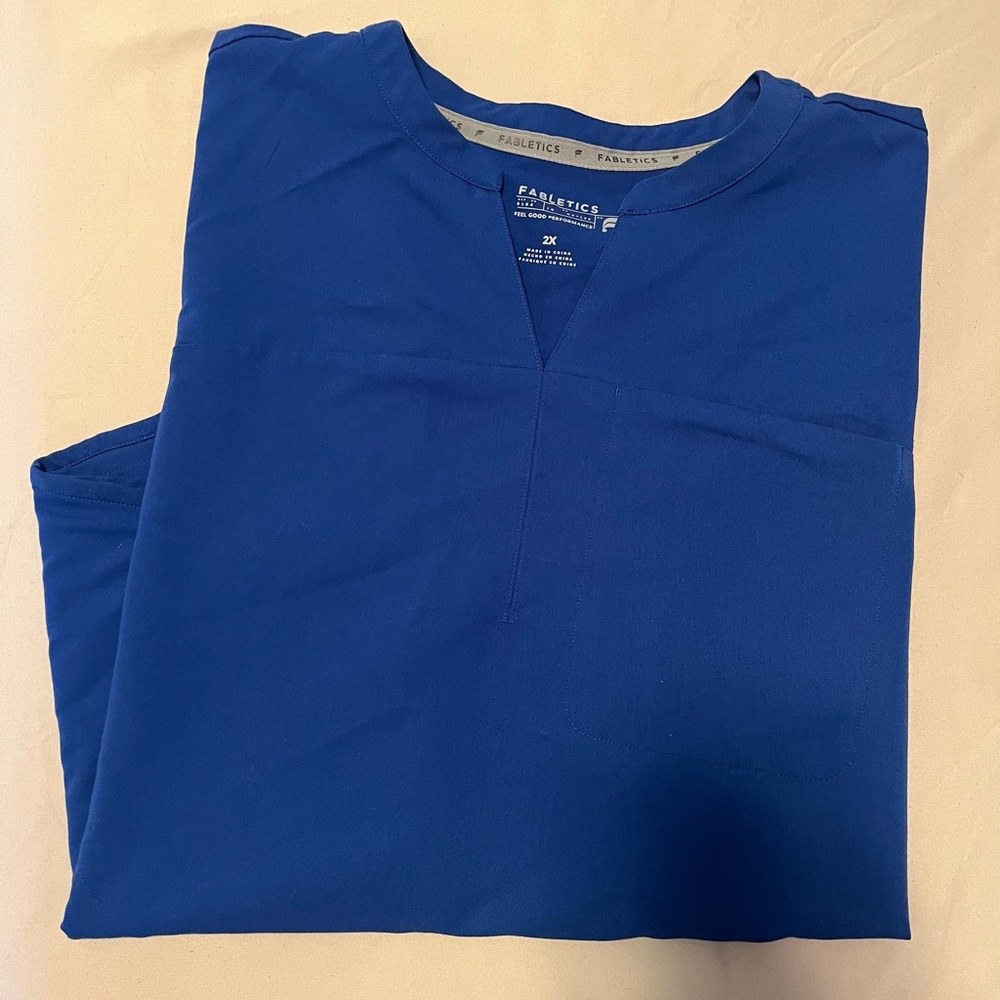 Fabletics Scrub Top - Picture 4 of 7
